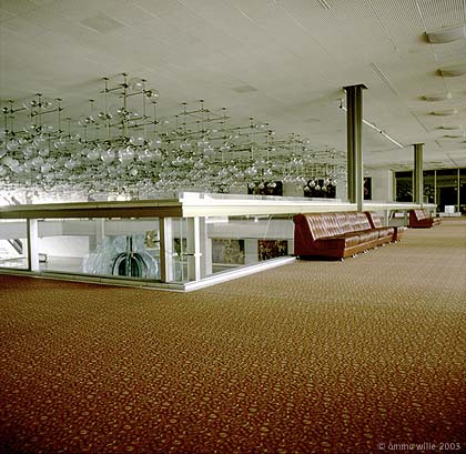 Lobby  -  Palast der Republik - Juli 1992